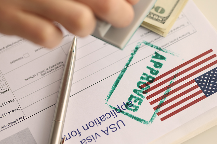 پرداخت هزینه گرین کارت آمریکا یا USCIS Immigrant Fee