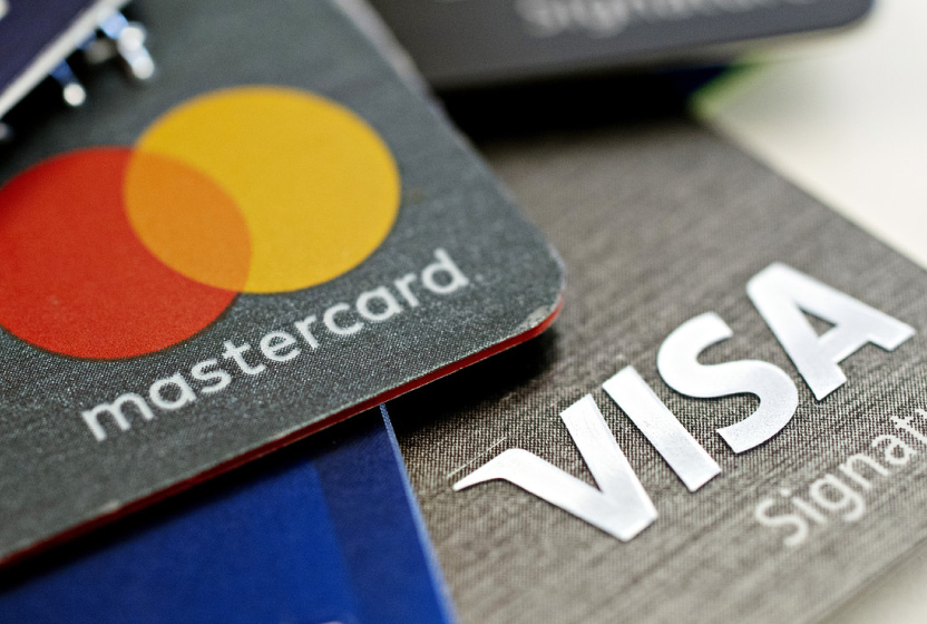 پرداخت های ارزی با مستر کارت و ویزا کارت 